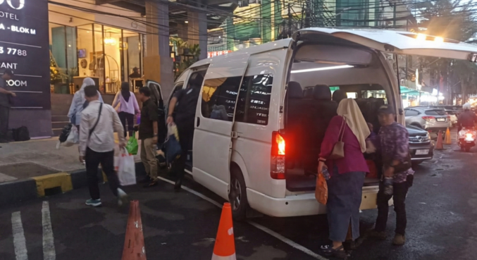 Sewa Hiace Jakarta Bandung